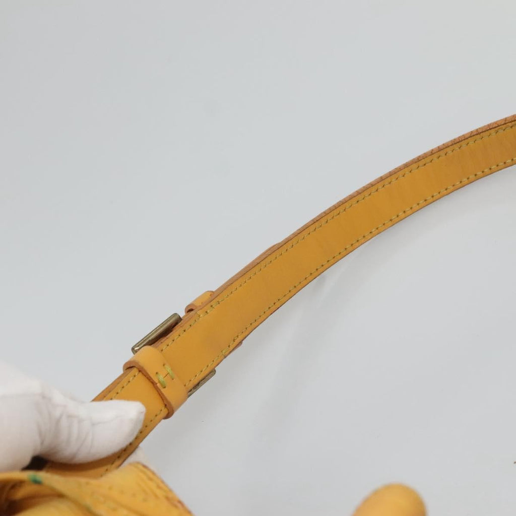 Louis Vuitton Noe Handbag Epi Leather Yellow Leather Shoulder Bag Bag (Pre-Owned)