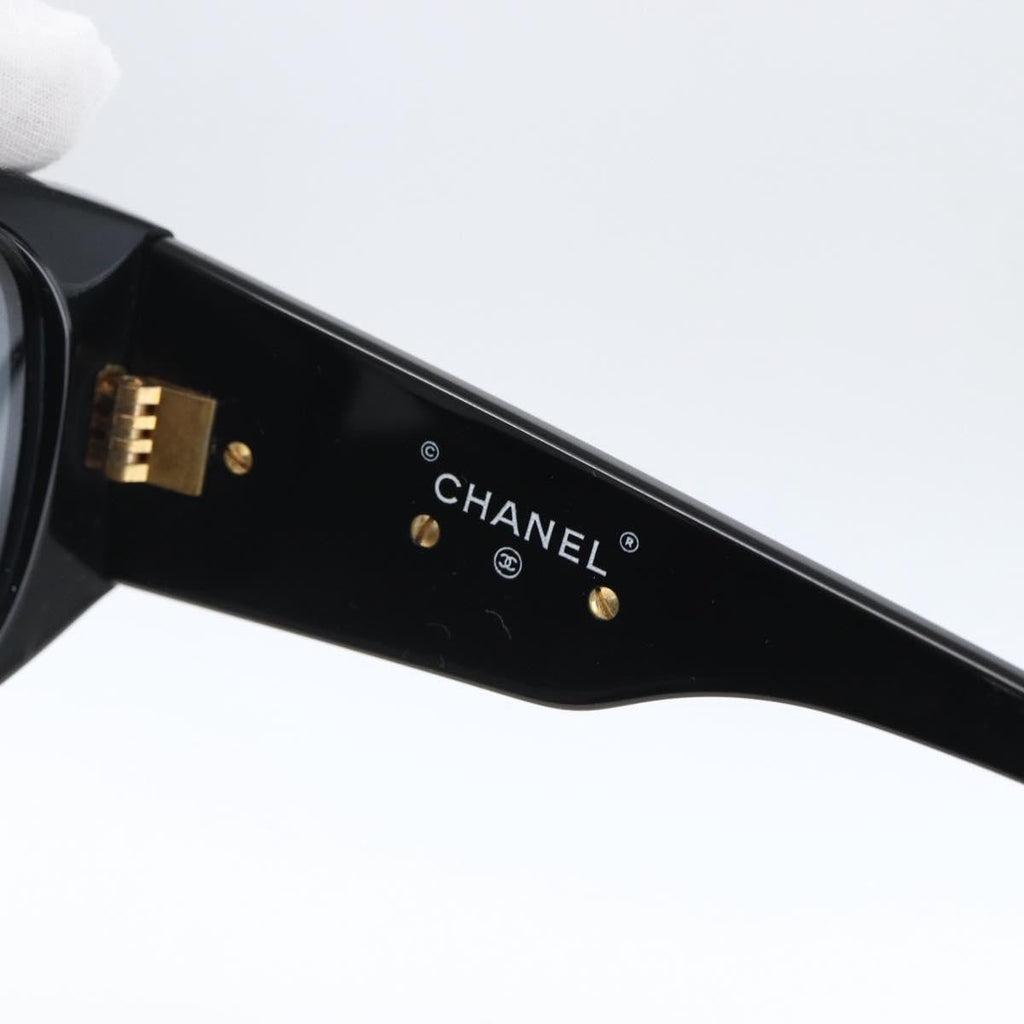 Chanel Camélia Sunglasses Plastic Black Plastic Sunglasse Accessory (Pre-Owned)