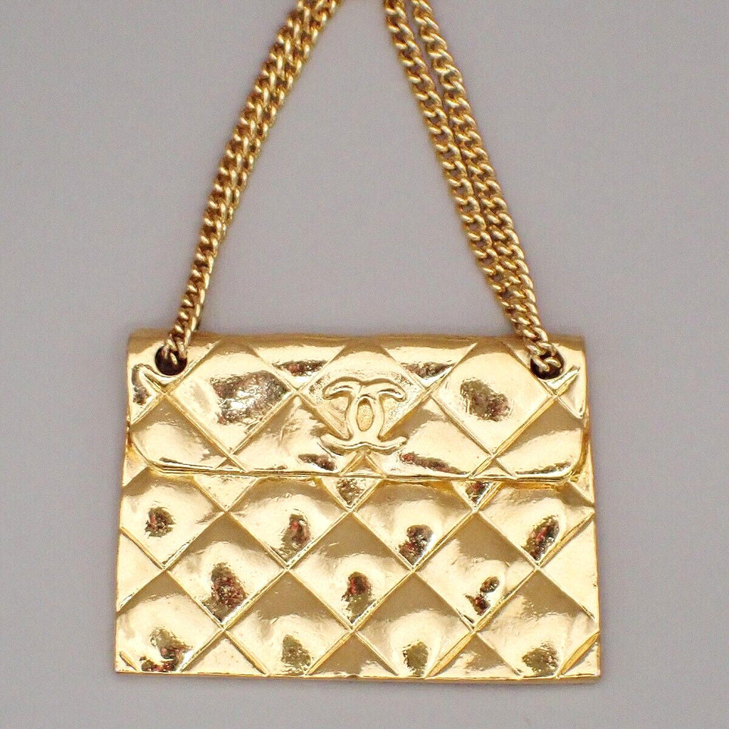 Chanel Vintage Medallion Flap Bag Brooch Metal Gold Gold_Plated Brooch Jewelry (Pre-Owned)