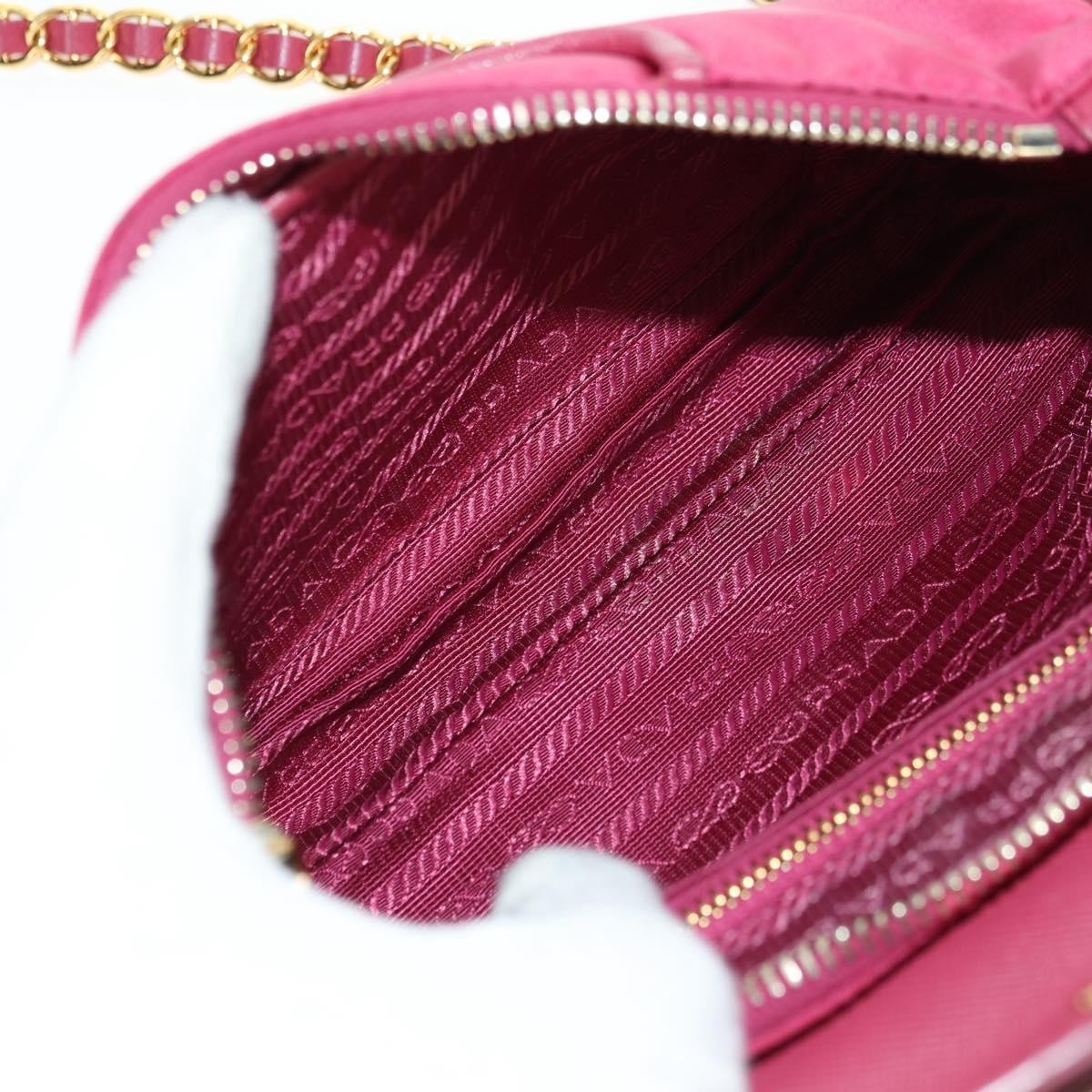 Prada Chain Crossbody Bag Tessuto And Saffiano Leather Pink Nylon Shoulder Bag Bag (Pre-Owned)