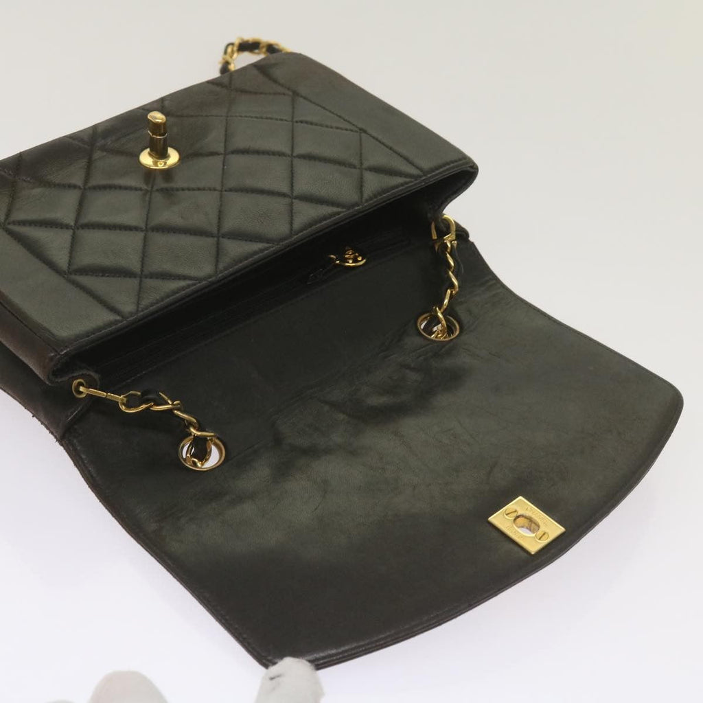 Chanel Vintage Diana Flap Bag Quilted Lambskin Black Leather Shoulder Bag Bag (Pre-Owned)