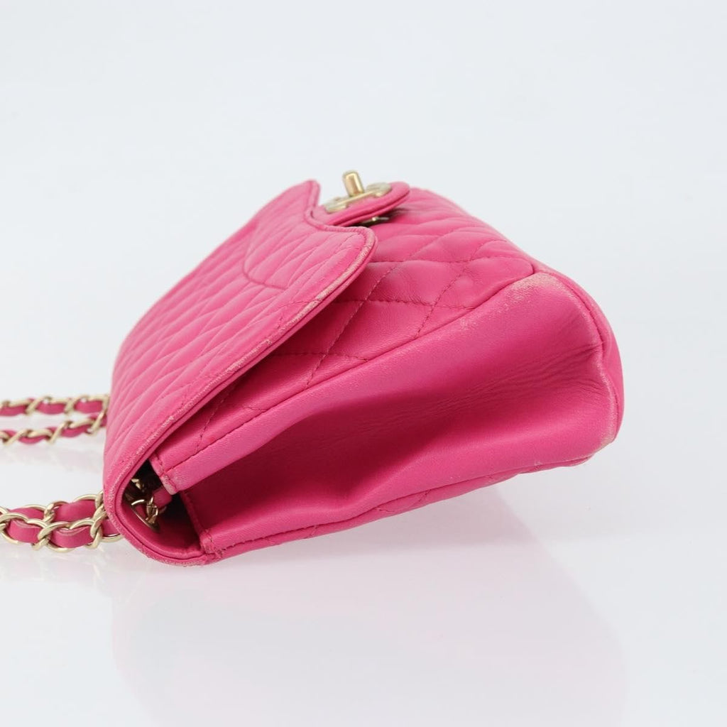 Chanel Mademoiselle Chic Flap Bag Quilted Lambskin Pink Leather Shoulder Bag Bag (Pre-Owned)