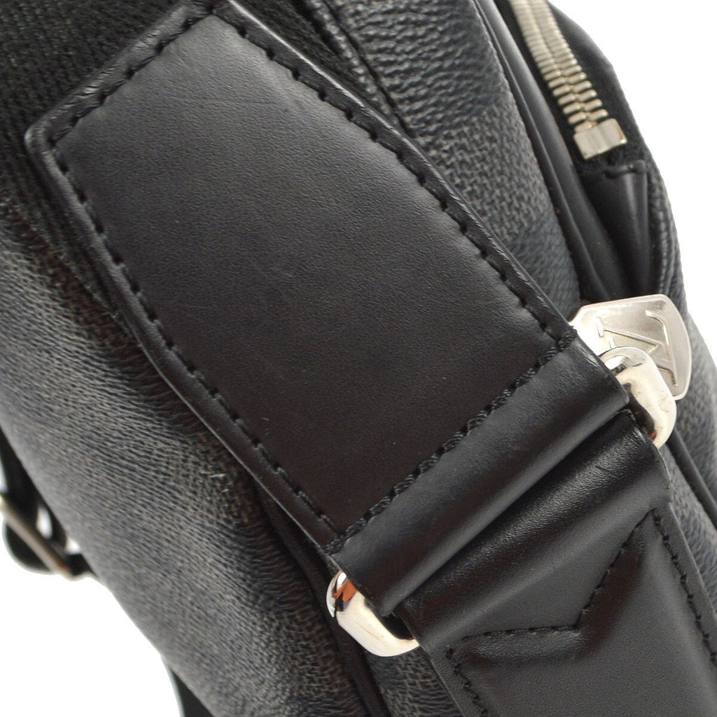 Louis Vuitton Dayton Reporter Bag Damier Graphite Black Canvas Shoulder Bag Bag (Pre-Owned)