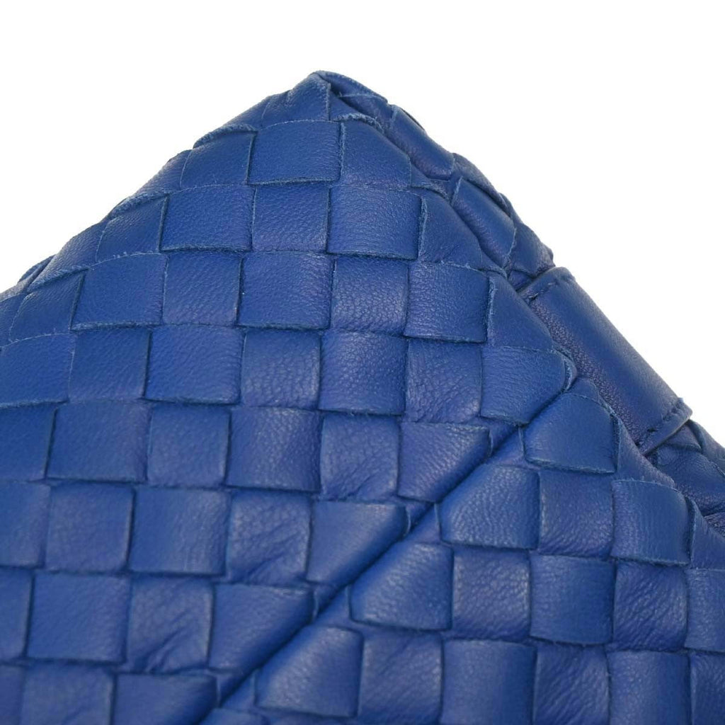 Bottega Veneta Intrecciato Handbag Leather Blue Leather Handbag (Pre-Owned)