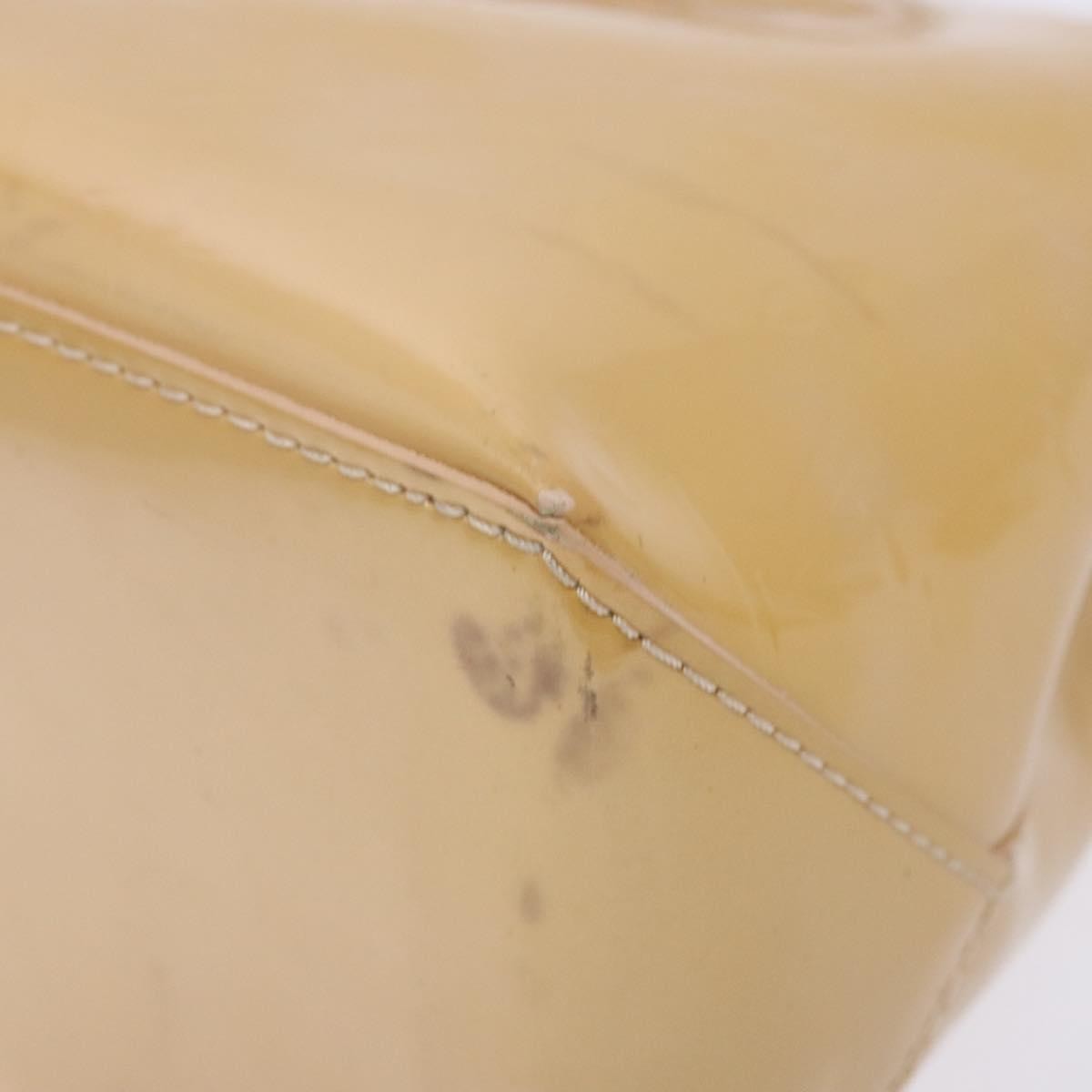Louis Vuitton Wilshire Handbag Monogram Vernis Beige Patent_Leather Bag (Pre-Owned)