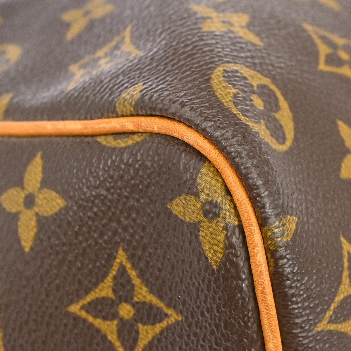 Louis Vuitton Keepall Bag Monogram Canvas Brown Canvas Travel Bag Bag (Pre-Owned)