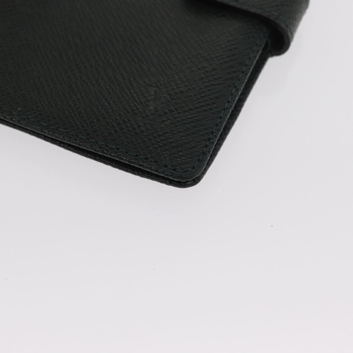 Louis Vuitton Agenda Cover Taiga Leather Green Leather Wallets Accessory (Pre-Owned)
