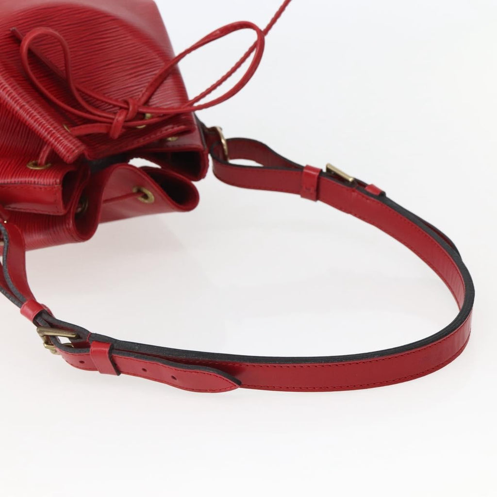 Louis Vuitton Noe Shoulder Bag Leather Red Leather Shoulder Bag Bag (Pre-Owned)