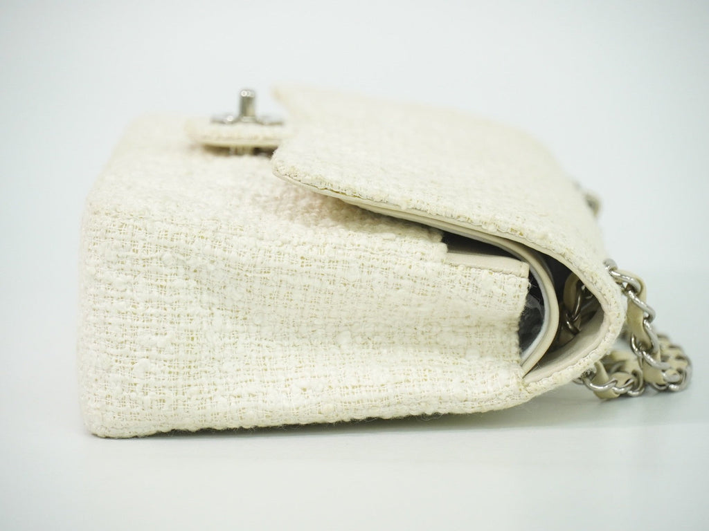 Chanel Timeless - Classic Double Flap Bag Quilted Tweed White Tweed Handbag (Pre-Owned)