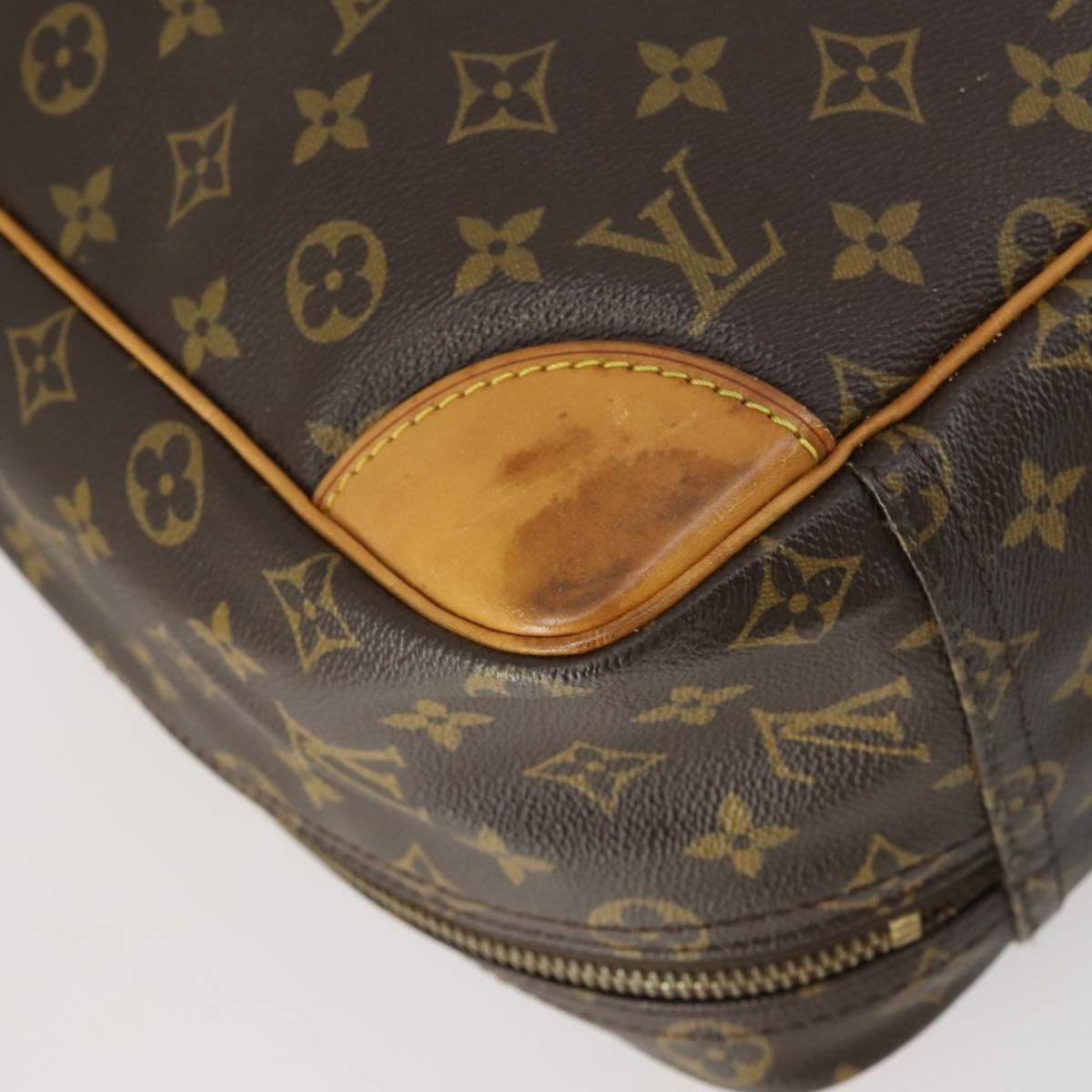 Louis Vuitton Sirius Handbag Monogram Canvas Brown Canvas Travel Bag Bag (Pre-Owned)