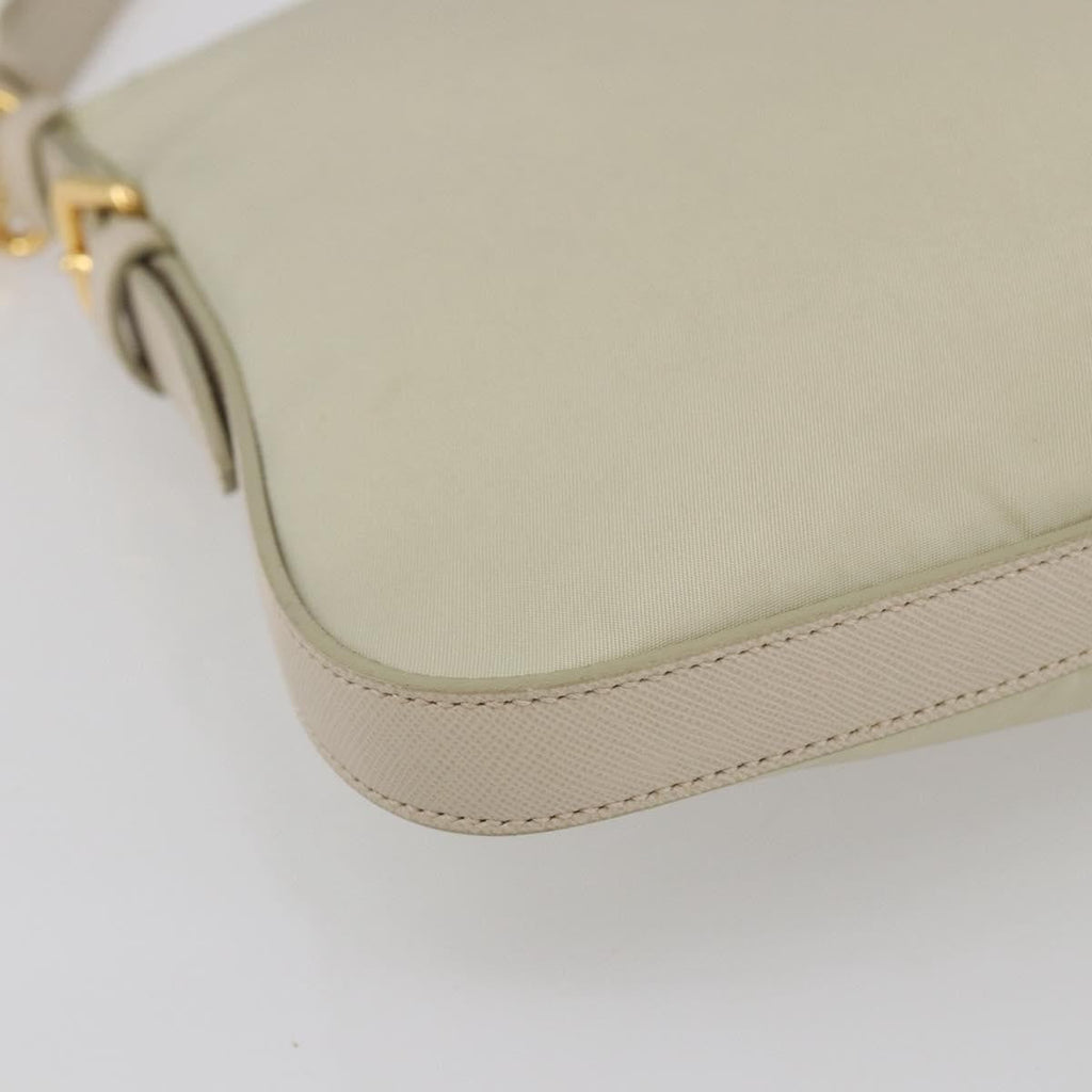 Prada Re-Edition 2005 Shoulder Bag Tessuto Beige Nylon Shoulder Bag Bag (Pre-Owned)