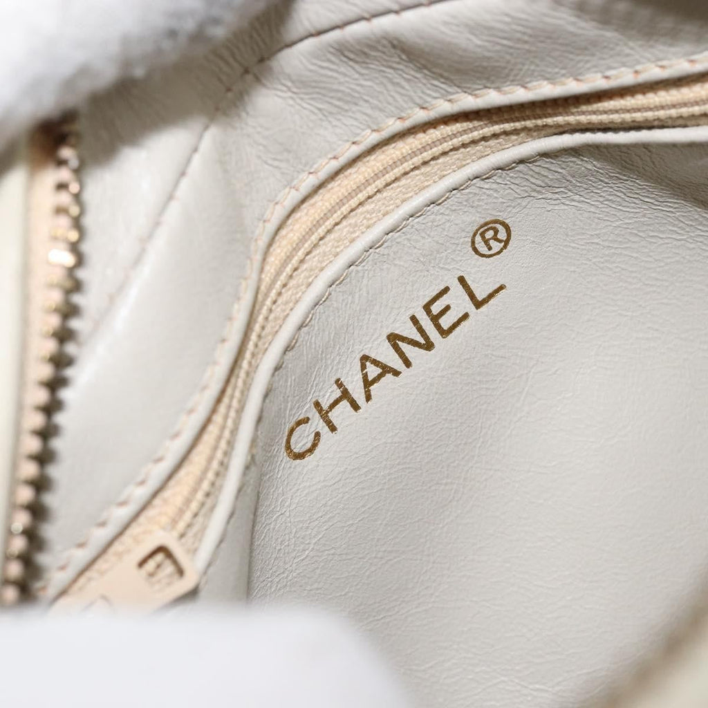 Chanel Vintage Front Pocket Camera Bag Quilted Lambskin Beige Leather Shoulder Bag Bag (Pre-Owned)