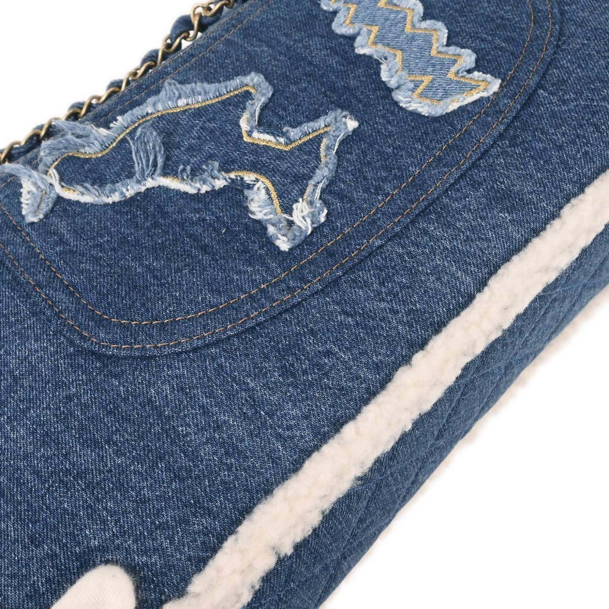 Chanel Egyptian Hieroglyph Flap Bag Denim And Shearling Blue Denim_Jeans Shoulder Bag Bag (Pre-Owned)