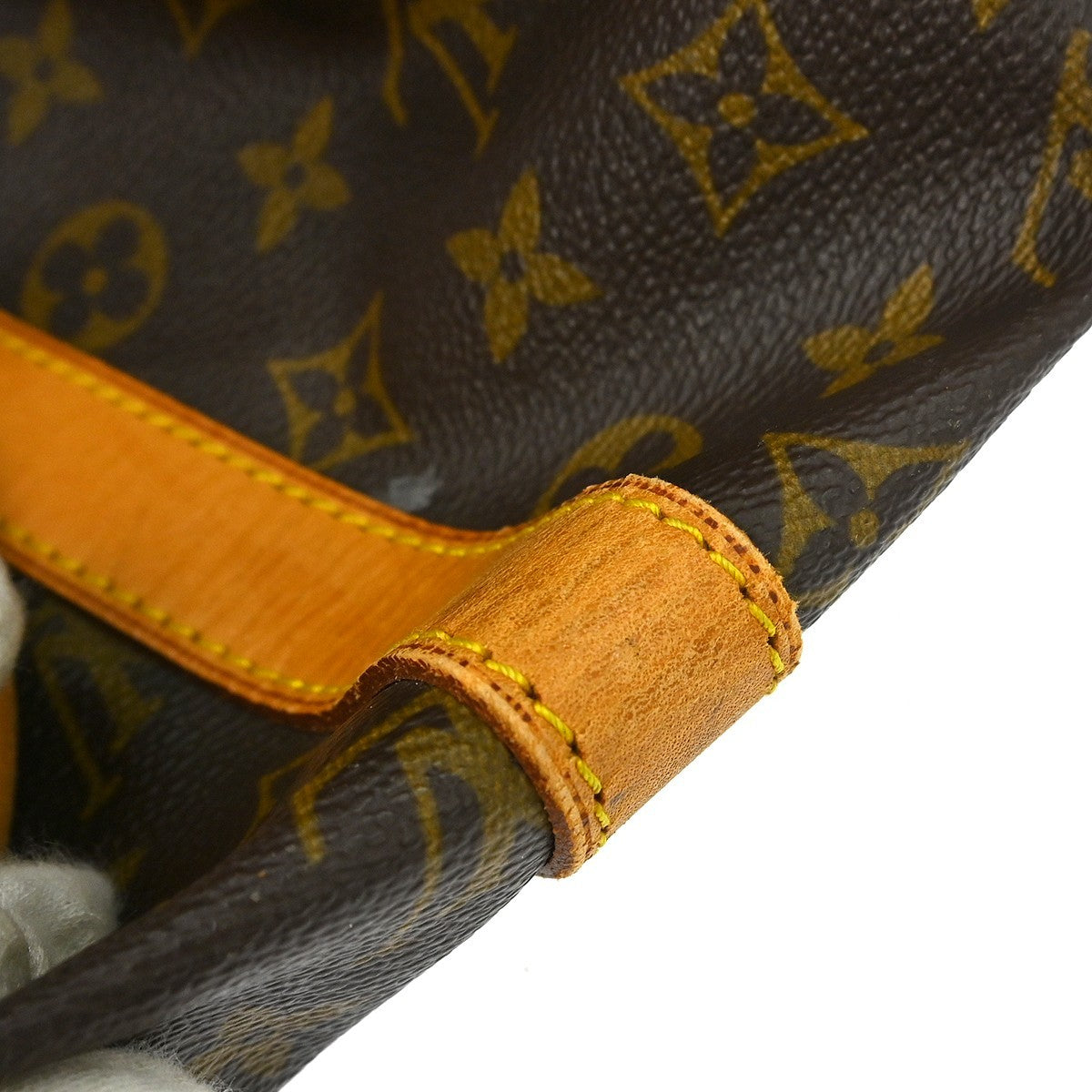 Louis Vuitton Keepall Bag Monogram Canvas Brown Canvas Travel Bag Bag (Pre-Owned)