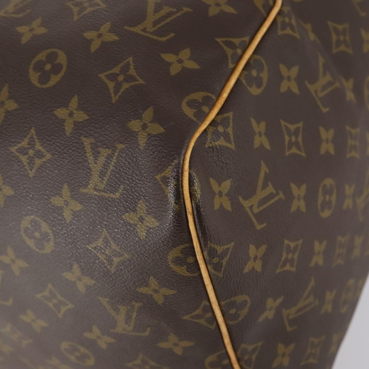 Louis Vuitton Keepall Bag Monogram Canvas Brown Canvas Travel Bag Bag (Pre-Owned)