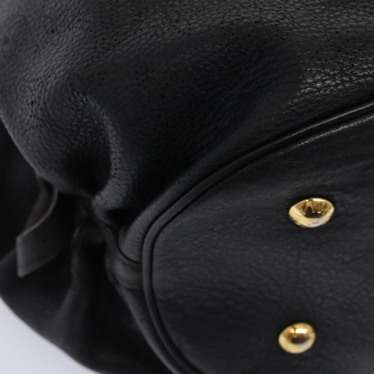 Louis Vuitton Xl Hobo Mahina Leather Black Leather Handbag (Pre-Owned)