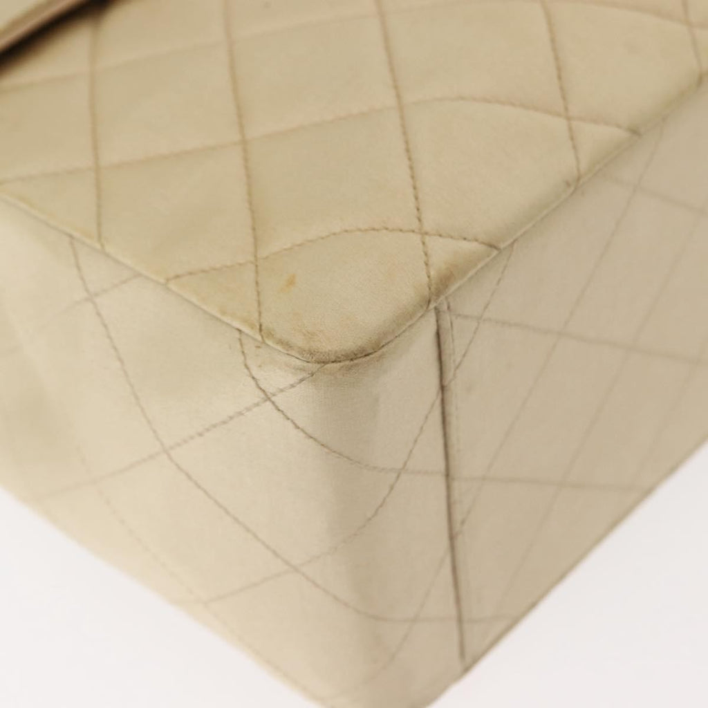 Chanel Vintage Classic Single Flap Bag Silk Beige Satin Shoulder Bag Bag (Pre-Owned)