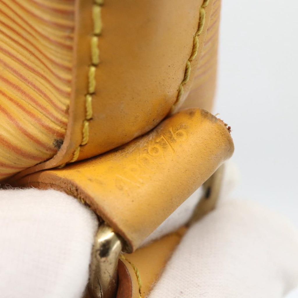 Louis Vuitton Petit Noe Handbag Epi Leather Yellow Leather Shoulder Bag Bag (Pre-Owned)