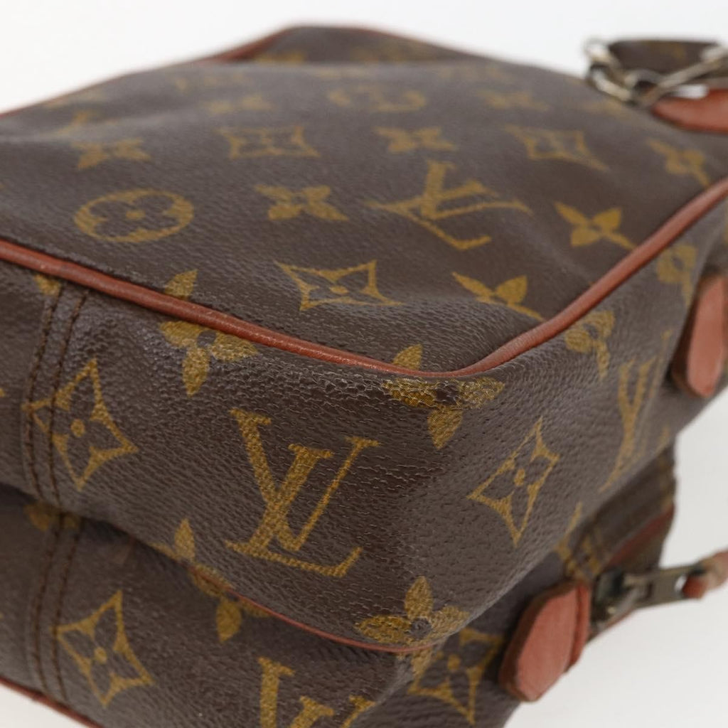 Louis Vuitton Amazone Bag Monogram Canvas Brown Canvas Shoulder Bag Bag (Pre-Owned)