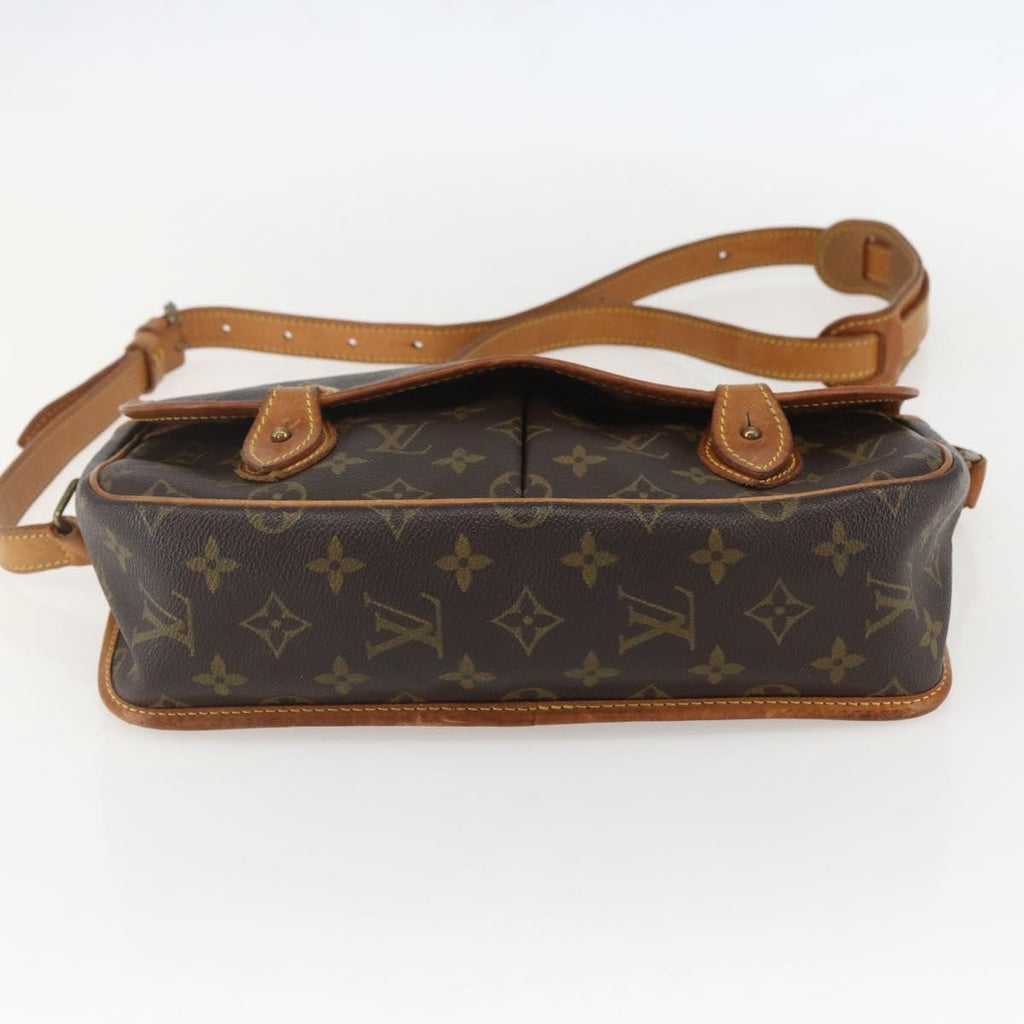 Louis Vuitton Sac Gibeciere Messenger Bag Monogram Canvas Brown Canvas Shoulder Bag Bag (Pre-Owned)