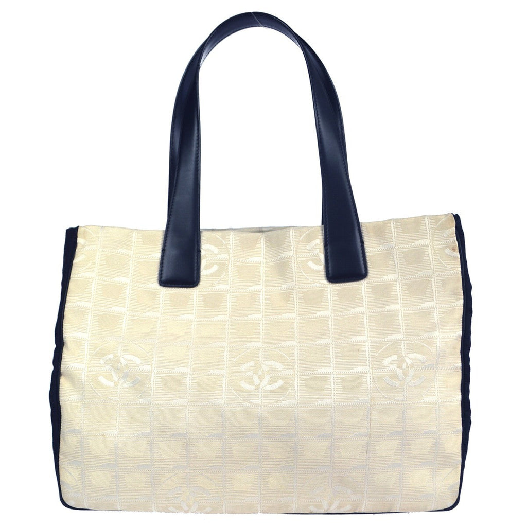 Chanel Travel Line Tote Nylon White Nylon Tote Bag Bag (Pre-Owned)