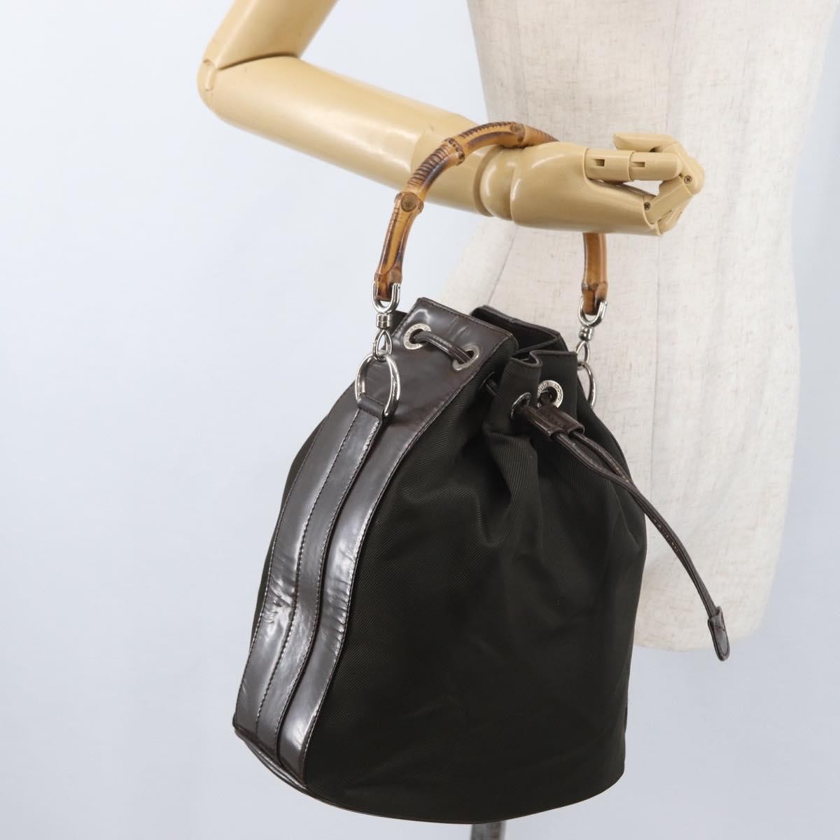 Gucci Vintage Bamboo Bucket Bag Nylon And Leather Khaki Nylon Handbag (Pre-Owned)