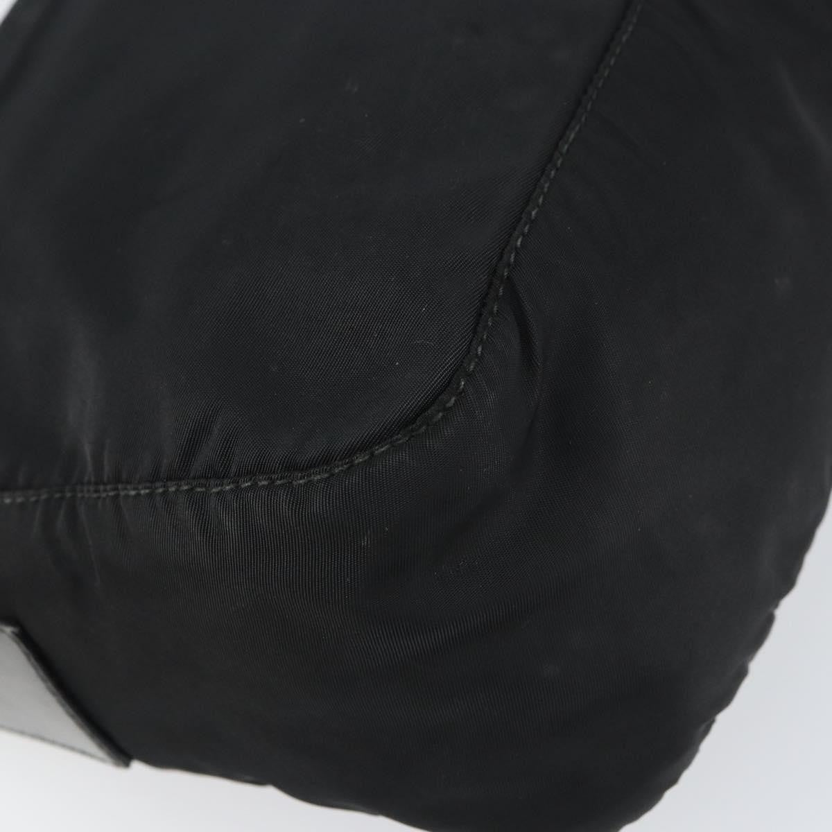 Prada Front Zip Messenger Bag Tessuto Black Nylon Shoulder Bag Bag (Pre-Owned)