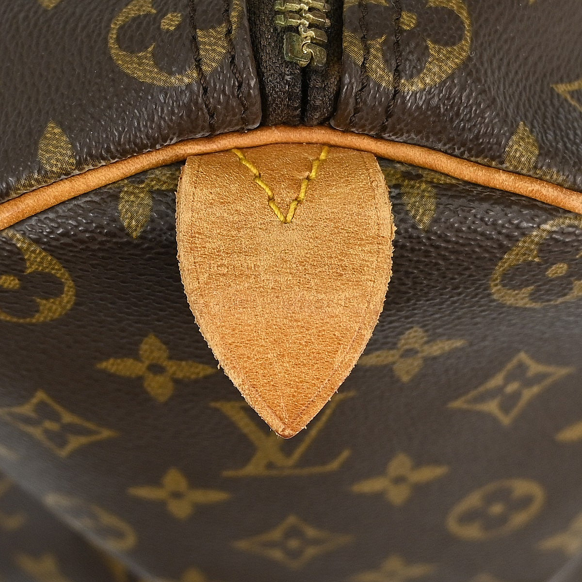Louis Vuitton Keepall Bag Monogram Canvas Brown Canvas Travel Bag Bag (Pre-Owned)