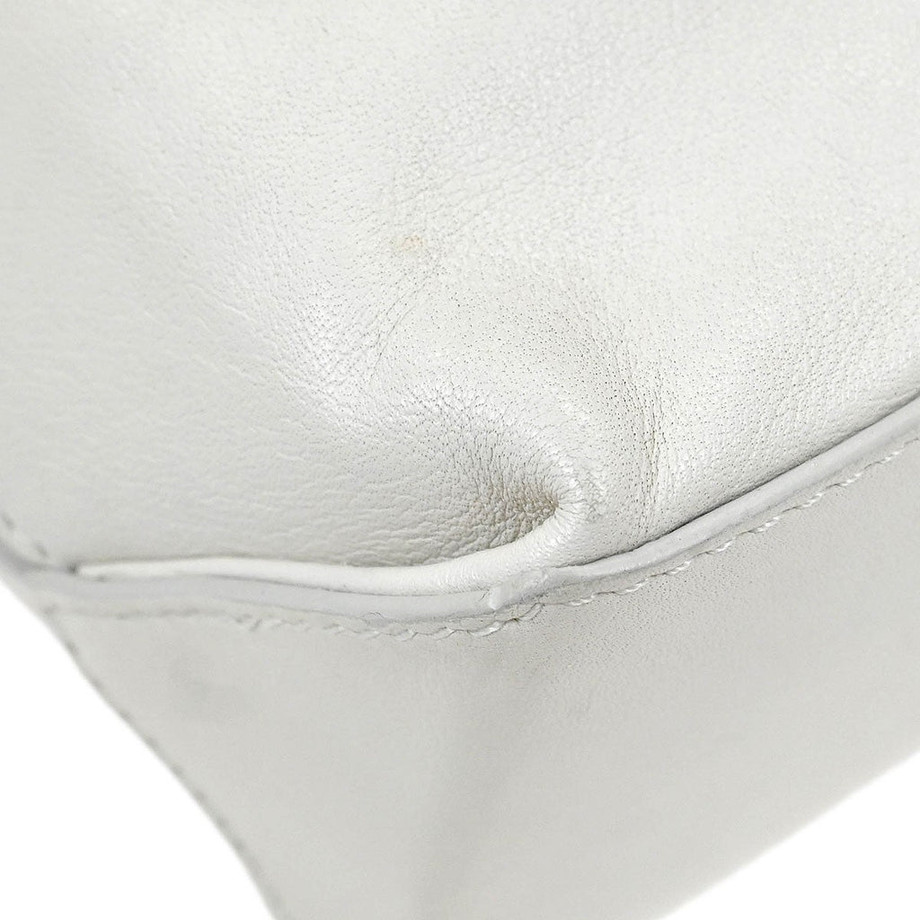 Chanel Essential Shopping Tote Leather White Calfskin Tote Bag Bag (Pre-Owned)
