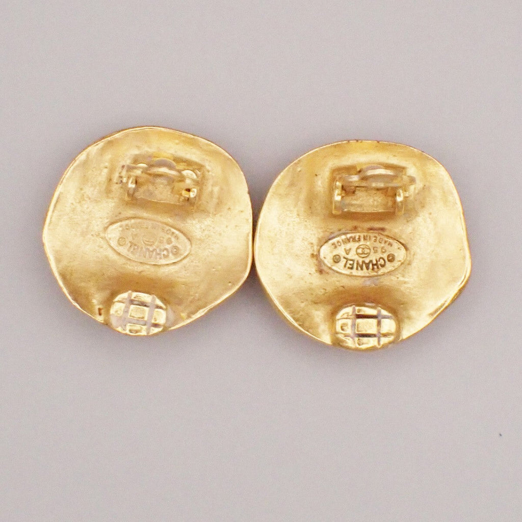 Chanel Vintage Cc Round Clip-On Earrings Metal Gold Gold_Plated Earrings Jewelry (Pre-Owned)