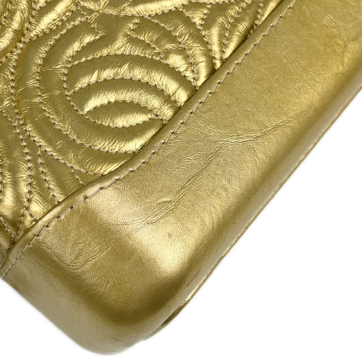 Chanel Gabrielle Hobo Quilted Metallic Aged Calfskin Gold Leather Shoulder Bag Bag (Pre-Owned)