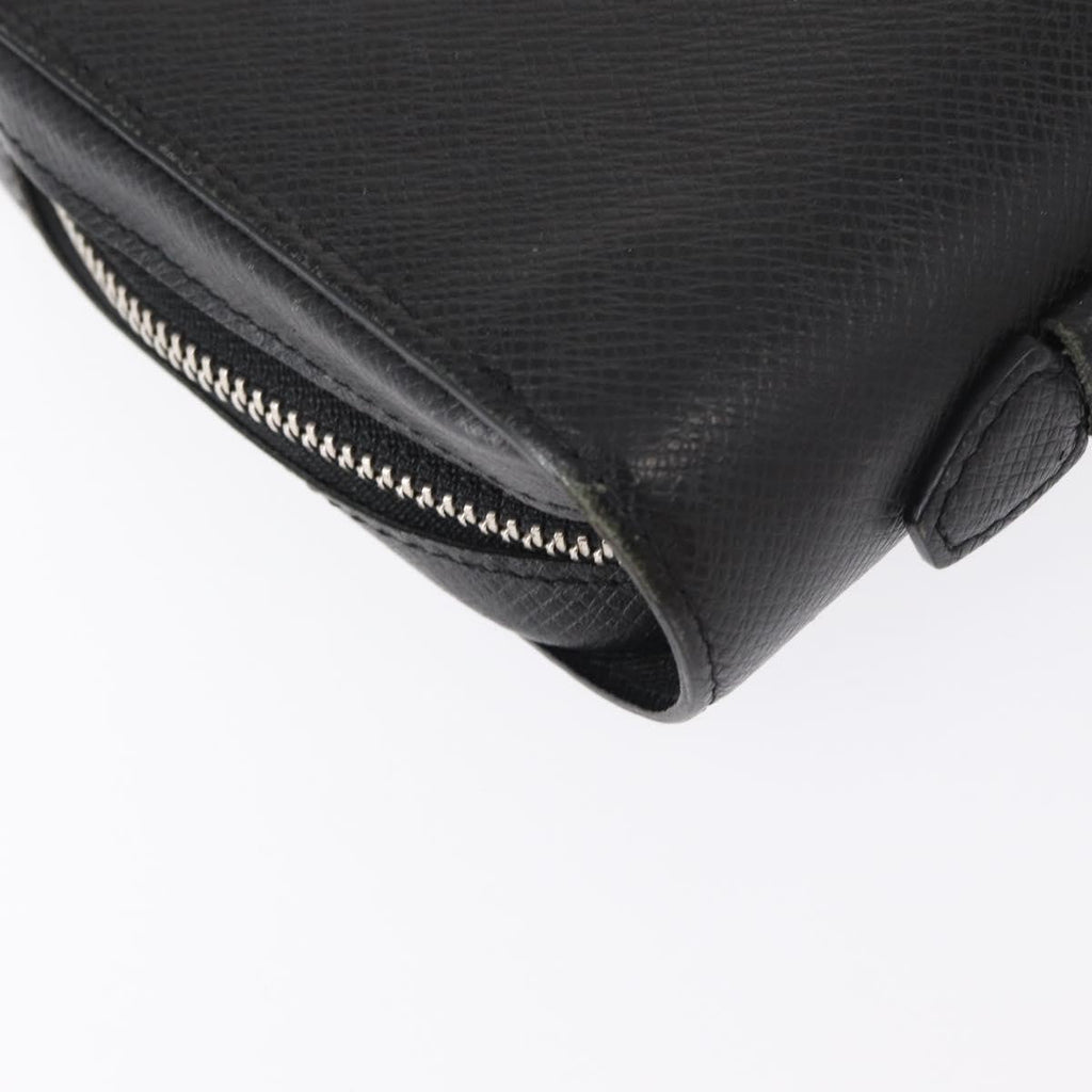 Louis Vuitton Zippy Xl Taiga Leather Black Leather Wallets Accessory (Pre-Owned)