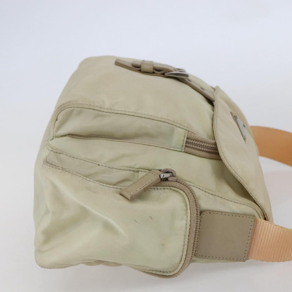 Prada Buckle Messenger Bag Tessuto Beige Nylon Shoulder Bag Bag (Pre-Owned)
