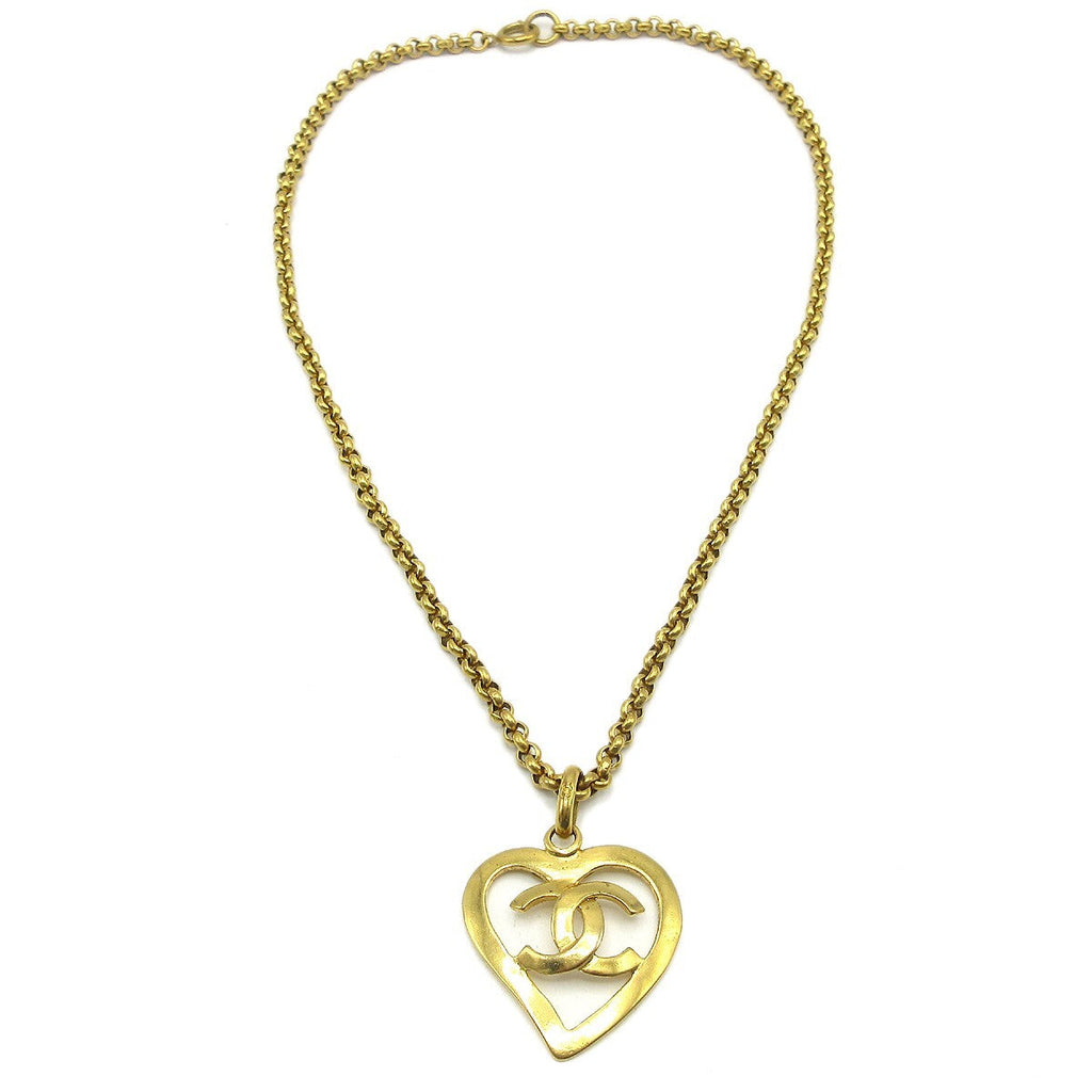 Chanel Cc Heart Pendant Necklace Metal Gold Gold_Plated Necklace Jewelry (Pre-Owned)