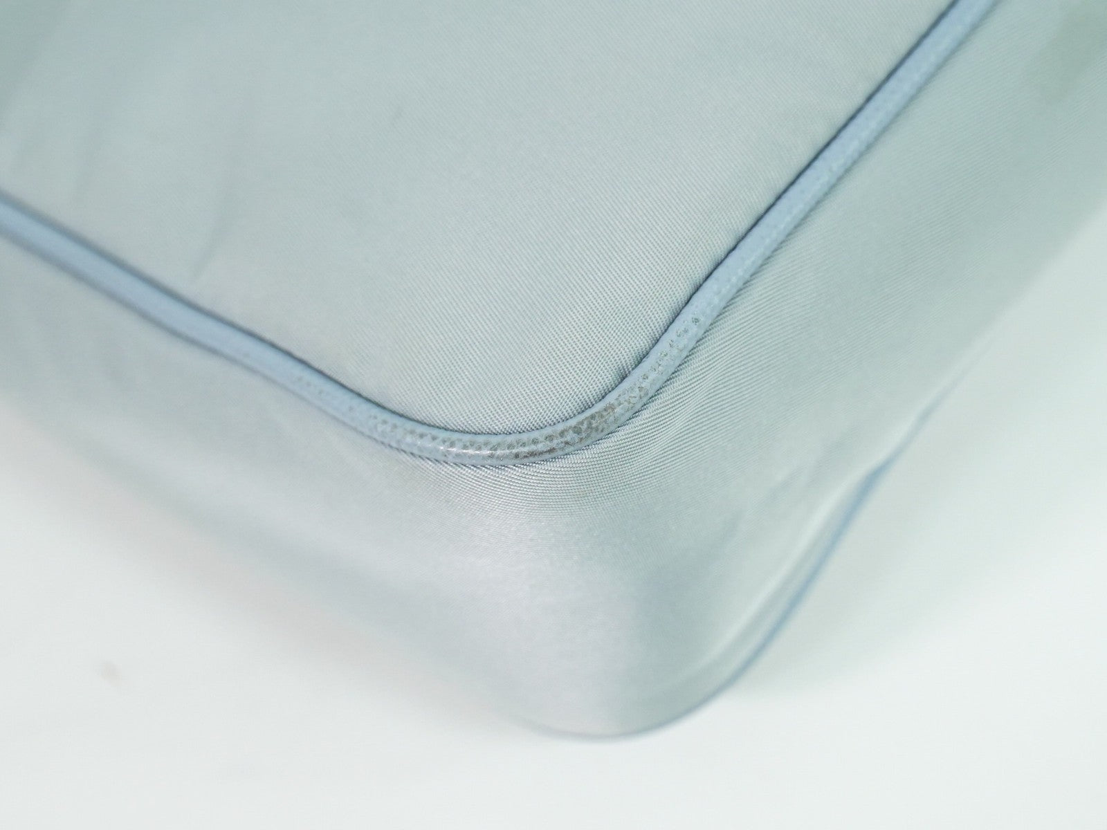 Prada Re-Edition 2005 Shoulder Bag Tessuto Blue Nylon Shoulder Bag Bag (Pre-Owned)