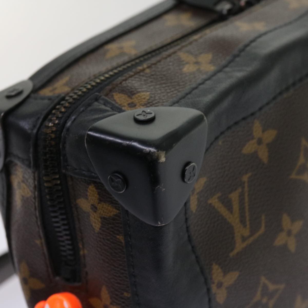 Louis Vuitton Solar Ray Soft Trunk Bag Monogram Canvas Brown Canvas Shoulder Bag Bag (Pre-Owned)