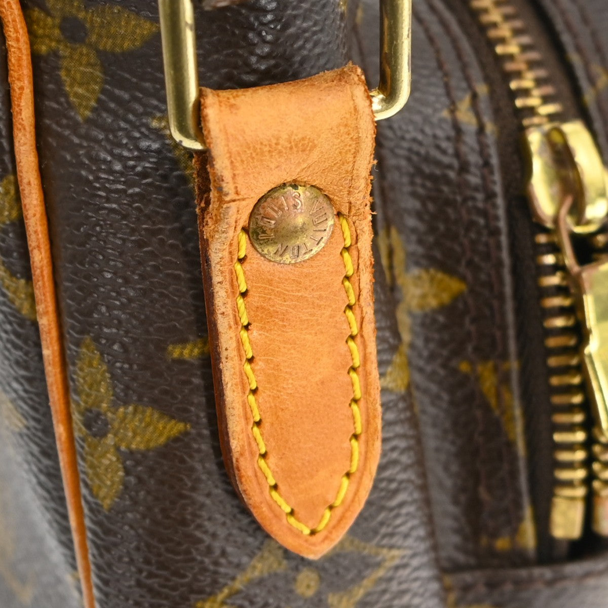 Louis Vuitton Amazone Bag Monogram Canvas Brown Canvas Shoulder Bag Bag (Pre-Owned)