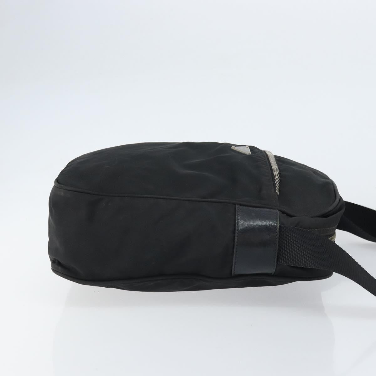 Prada Front Pocket Zip Messenger Bag Tessuto With Saffiano Leather Black Nylon Shoulder Bag Bag (Pre-Owned)