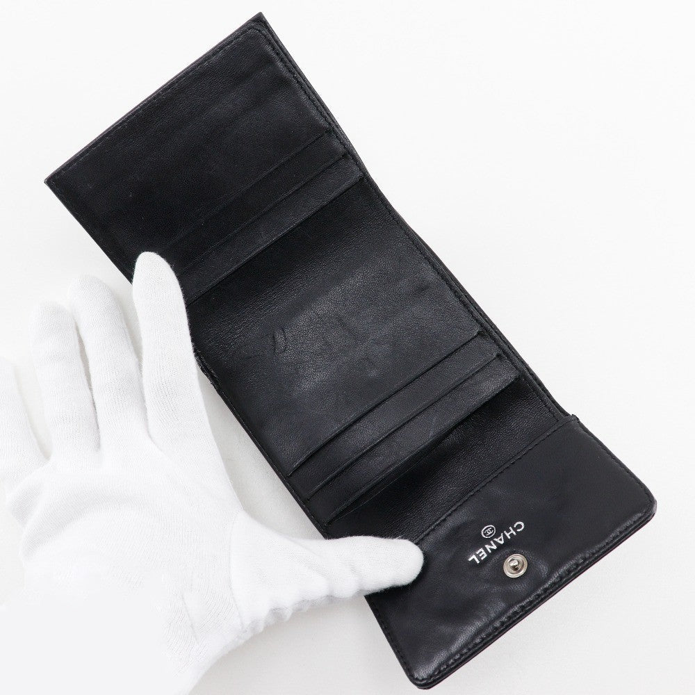 Chanel Bi-Fold Wallet Quilted Patent Black Patent_Leather Wallets Accessory (Pre-Owned)