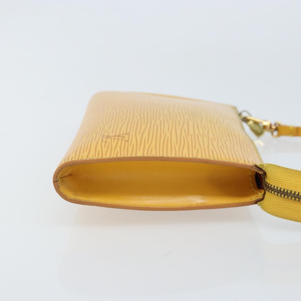 Louis Vuitton Pochette Accessoires Epi Leather Yellow Leather Clutche & Pouche Bag (Pre-Owned)