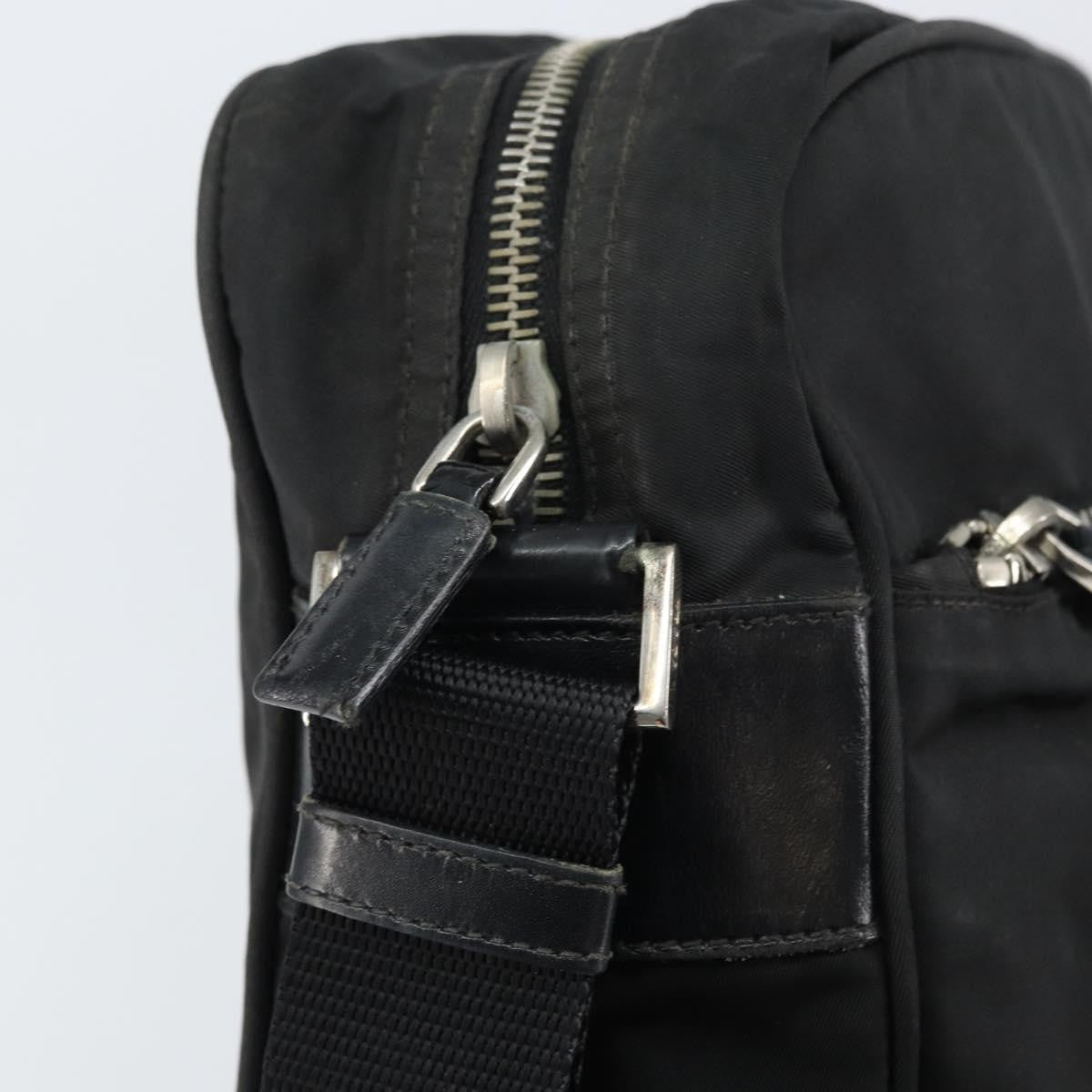 Prada Front Pocket Zip Messenger Bag Tessuto With Saffiano Leather Black Nylon Shoulder Bag Bag (Pre-Owned)