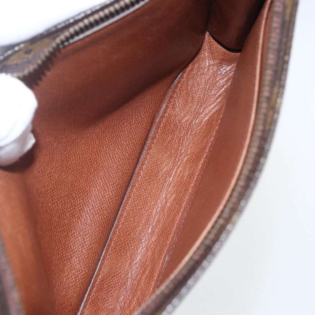 Louis Vuitton Toiletry Pouch Monogram Canvas Brown Canvas Clutche & Pouche Bag (Pre-Owned)