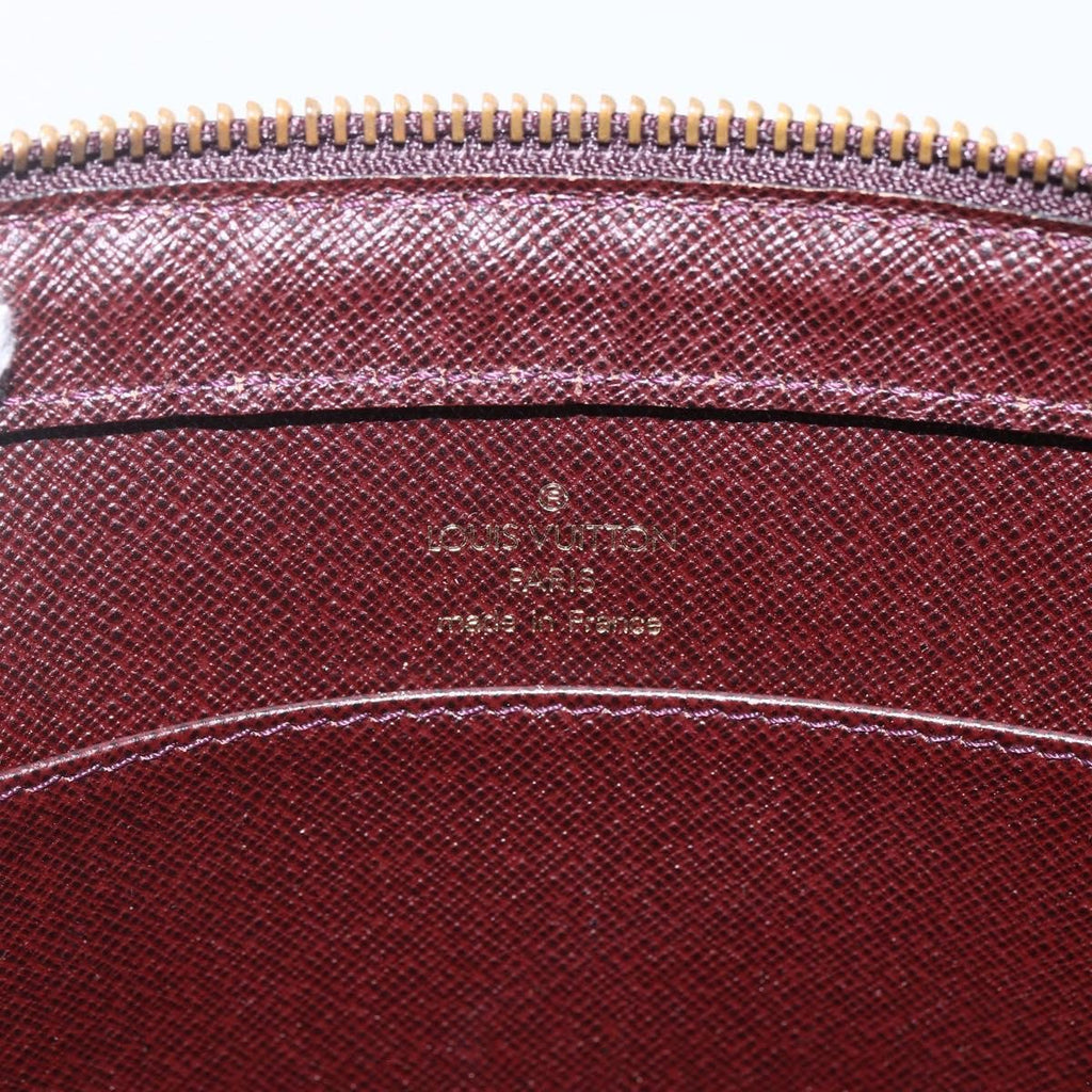 Louis Vuitton Pochette Baikal Clutch Taiga Leather Brown Leather Clutche & Pouche Bag (Pre-Owned)