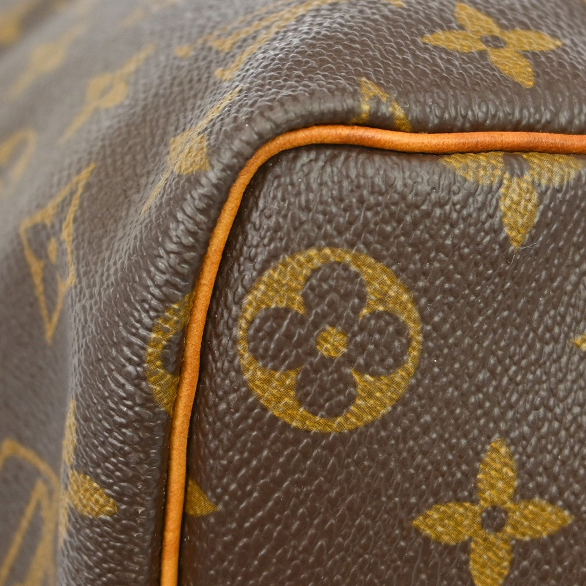 Louis Vuitton Keepall Bag Monogram Canvas Brown Canvas Travel Bag Bag (Pre-Owned)