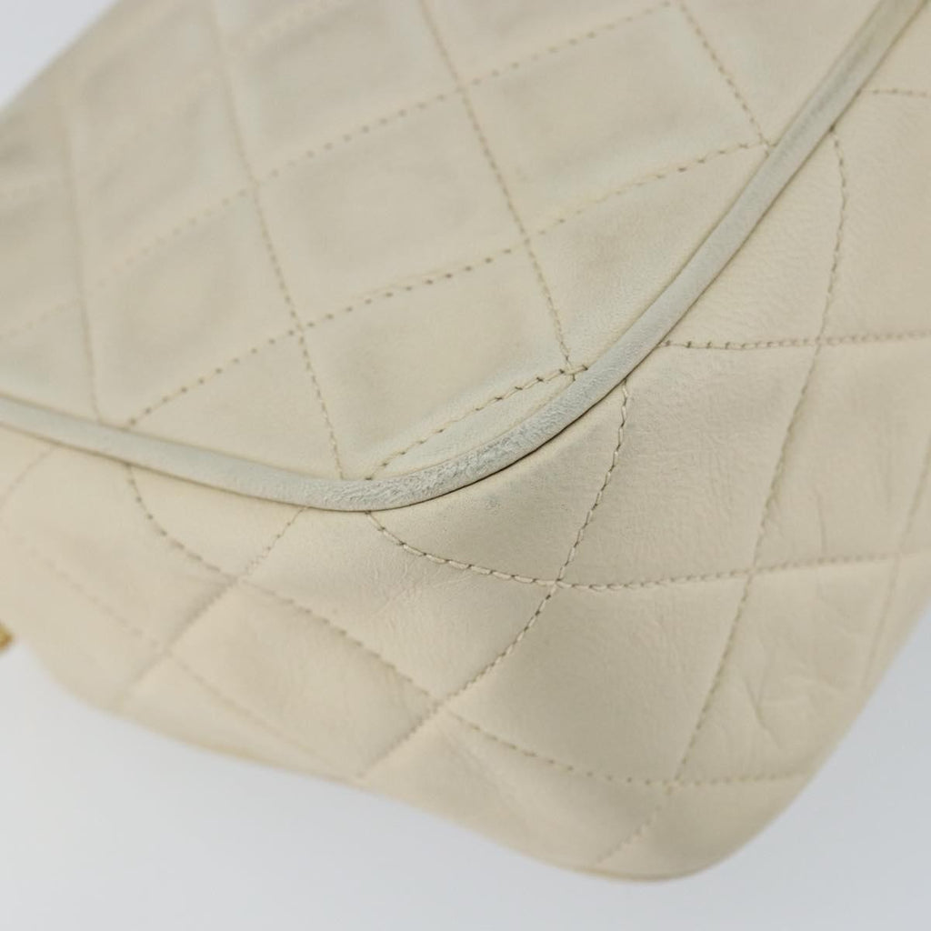 Chanel Vintage Front Pocket Camera Bag Quilted Lambskin Beige Leather Shoulder Bag Bag (Pre-Owned)