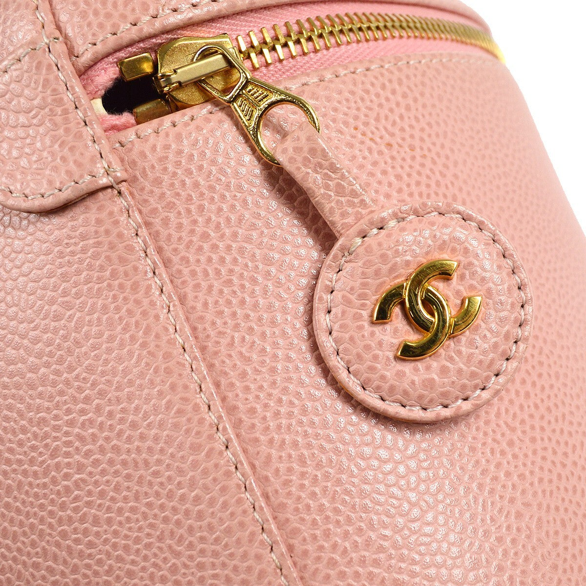 Chanel Vintage Timeless Cosmetic Case Caviar Pink Leather Clutche & Pouche Bag (Pre-Owned)