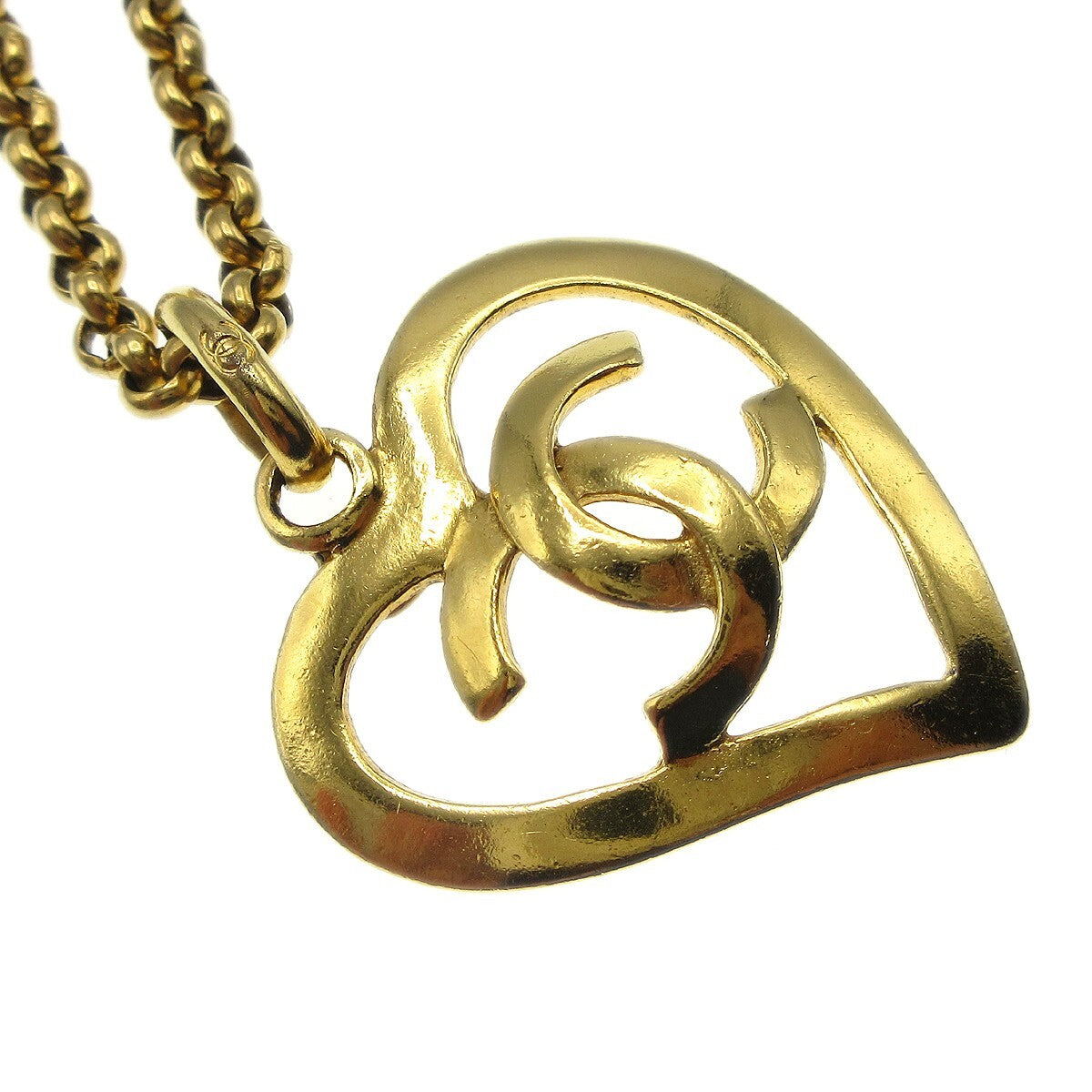 Chanel Cc Heart Pendant Necklace Metal Gold Gold_Plated Necklace Jewelry (Pre-Owned)