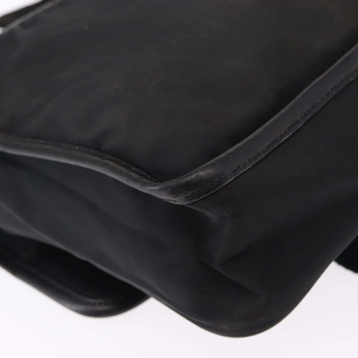 Prada Logo Flap Messenger Bag Tessuto Black Nylon Shoulder Bag Bag (Pre-Owned)