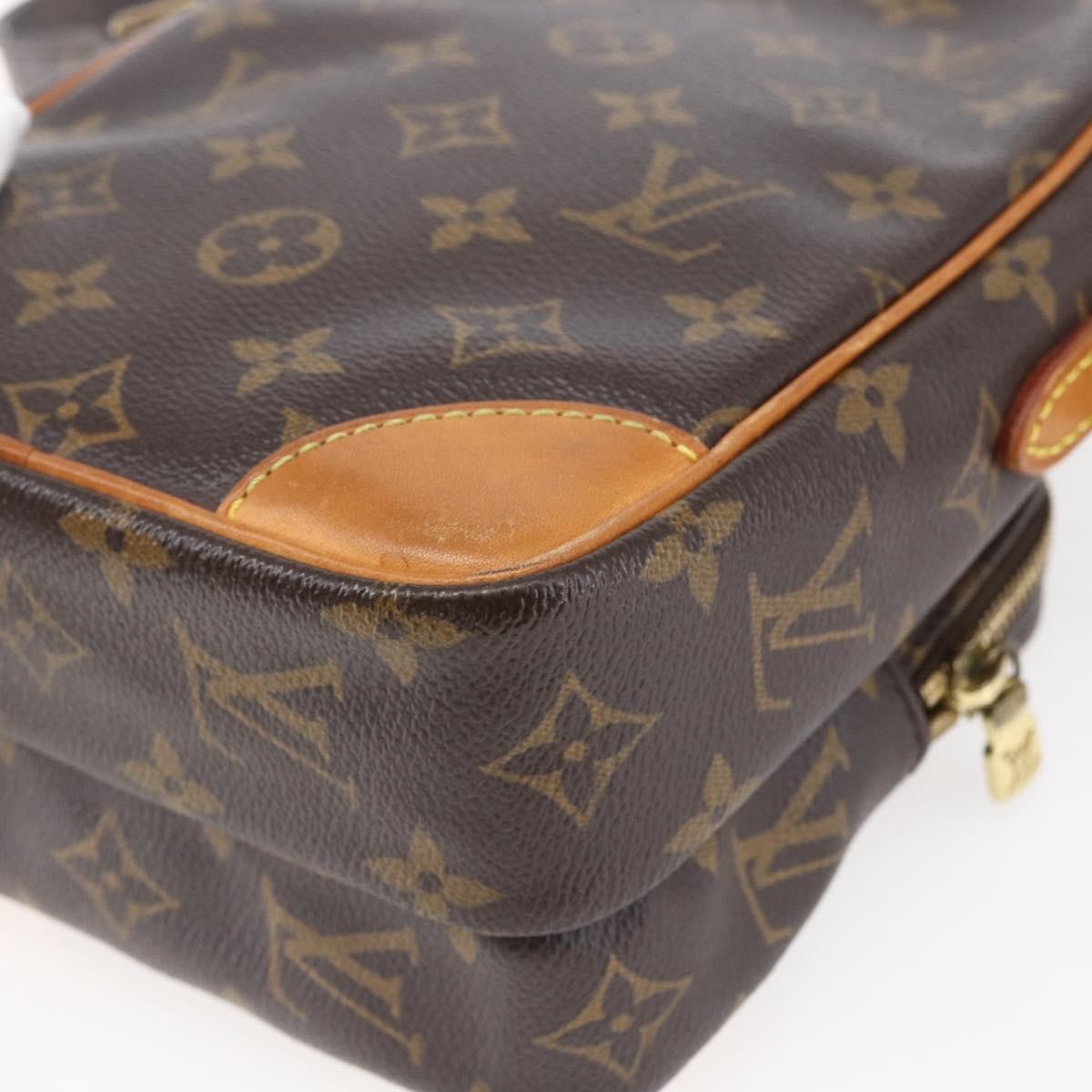 Louis Vuitton Amazone Bag Monogram Canvas Brown Canvas Shoulder Bag Bag (Pre-Owned)