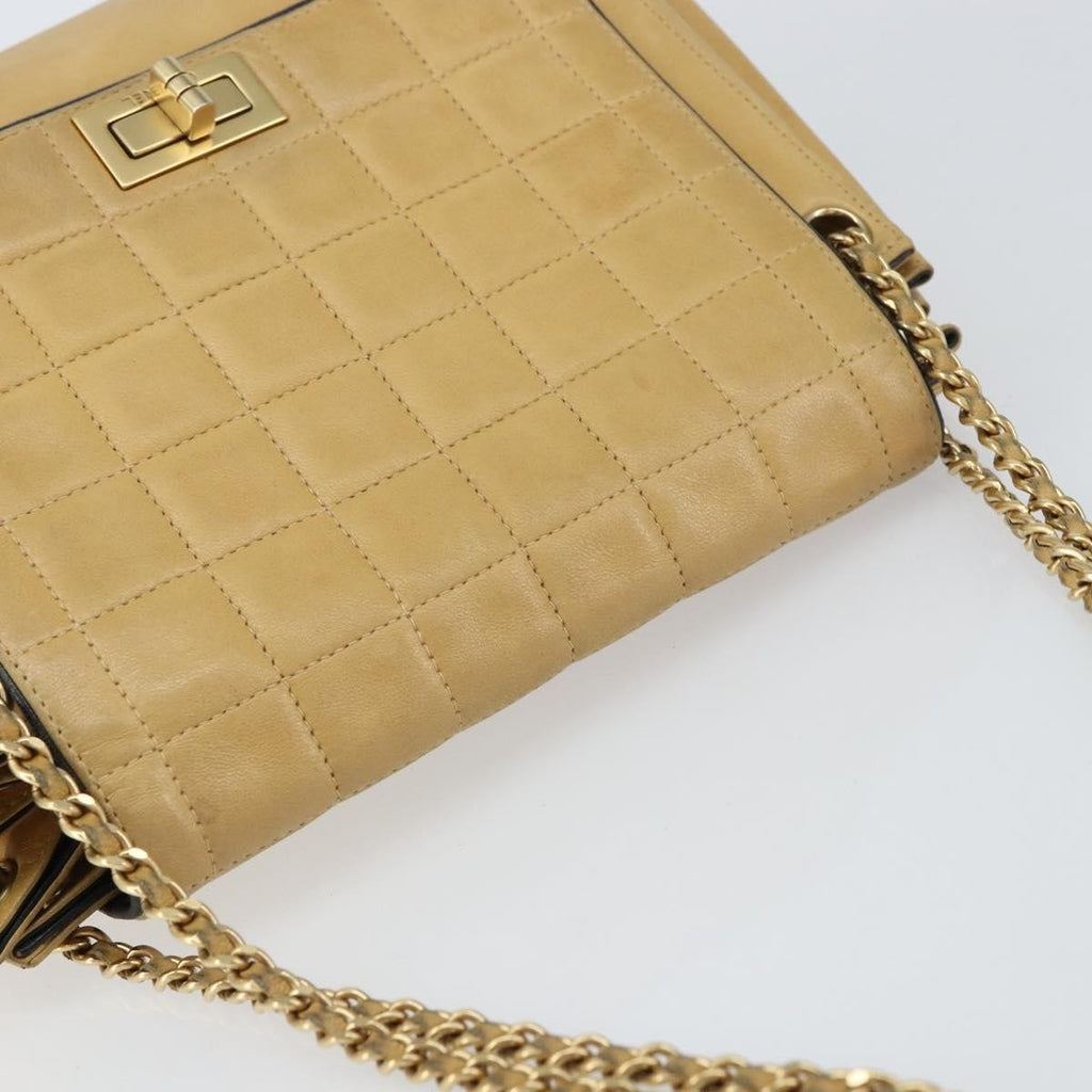 Chanel Chocolate Bar Accordion Reissue Flap Bag Quilted Lambskin Beige Leather Shoulder Bag Bag (Pre-Owned)
